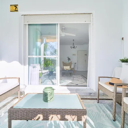 Marbella Banus Suites - Banus - Premium 2Br - 2Ba - Outdoor Balcony - Pool - Opposite Me Marbella Hotel - Walk To Beach - Near Puerto Banus Marina & El Corte Ing Luxury Shopping - Ideal For Families - Quiet Community